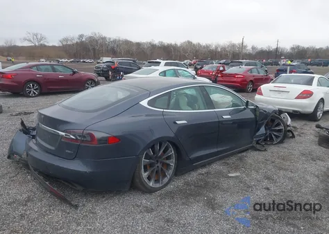2018 Tesla Model S 100D/75D/P100D из США, поврежденный, VIN 5YJSA1E23JF256724